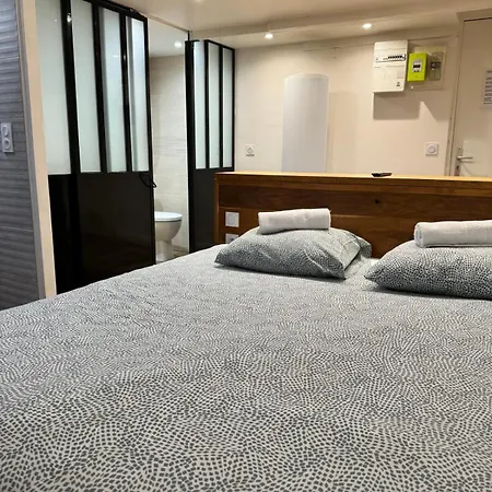 Charming For 2 Guests Quai De Saone Apartman *